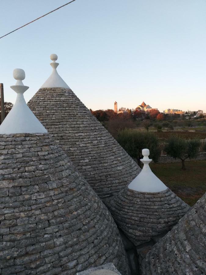 I Trulli Del Fattore Locorotondo Dış mekan fotoğraf